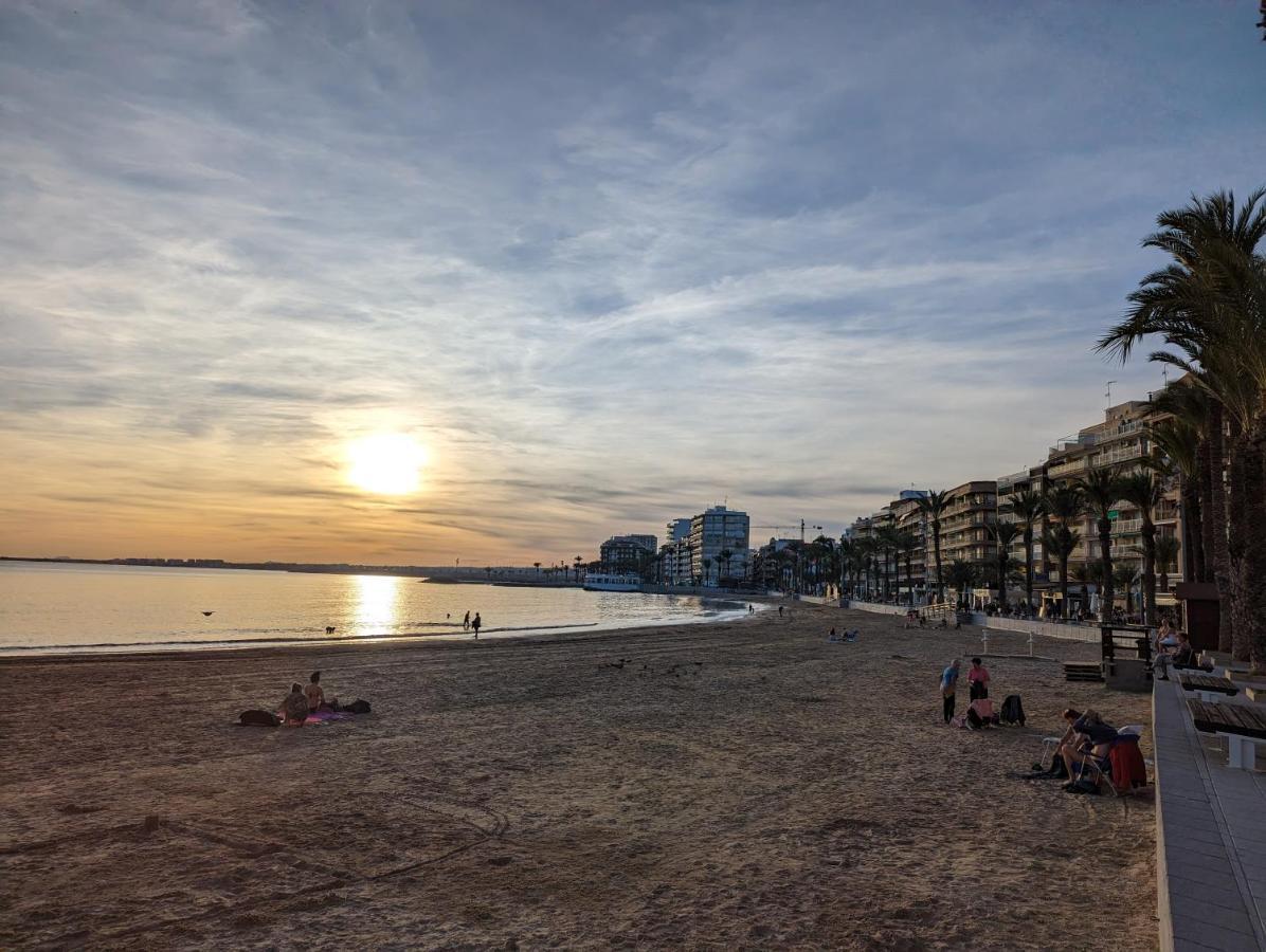 Apartamento Soleado Torrevieja Buitenkant foto